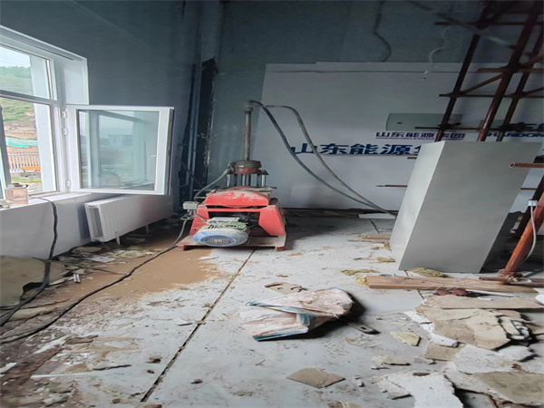 林西地基基础下沉墙体裂缝加固注浆顶升施工